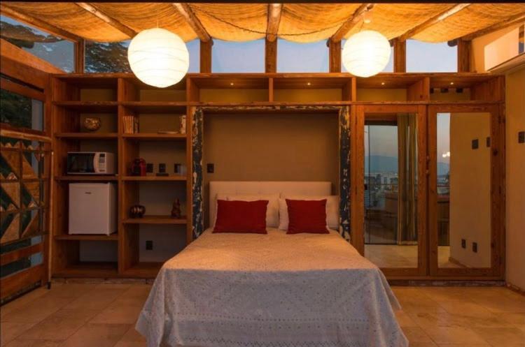 Deluxe Suite,723324157:JPEG